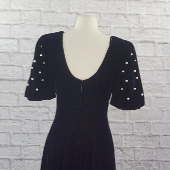 Vintage 90s Velvet Pearl Midi Dress - Picture 5 of 8